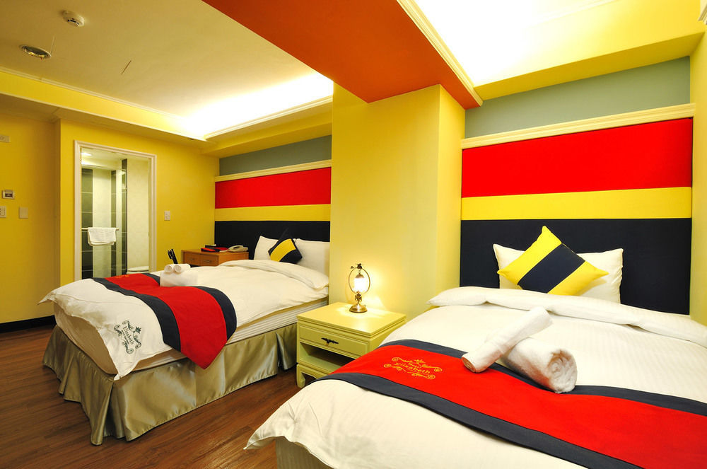 Elizabeth Hotel Taichung Bagian luar foto