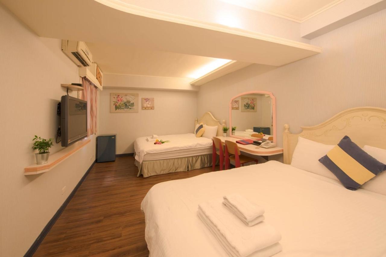 Elizabeth Hotel Taichung Ruang foto