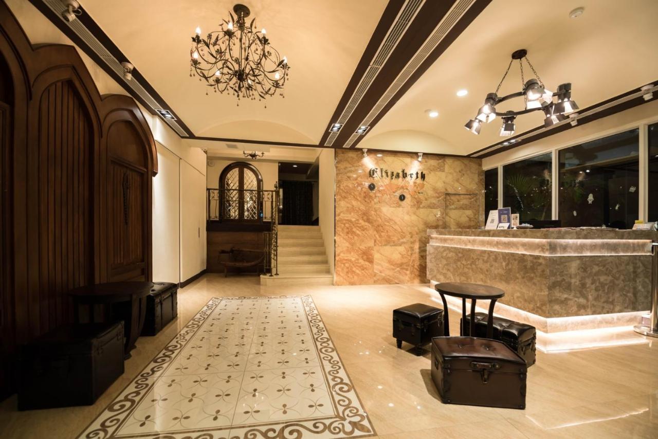 Elizabeth Hotel Taichung Bagian luar foto